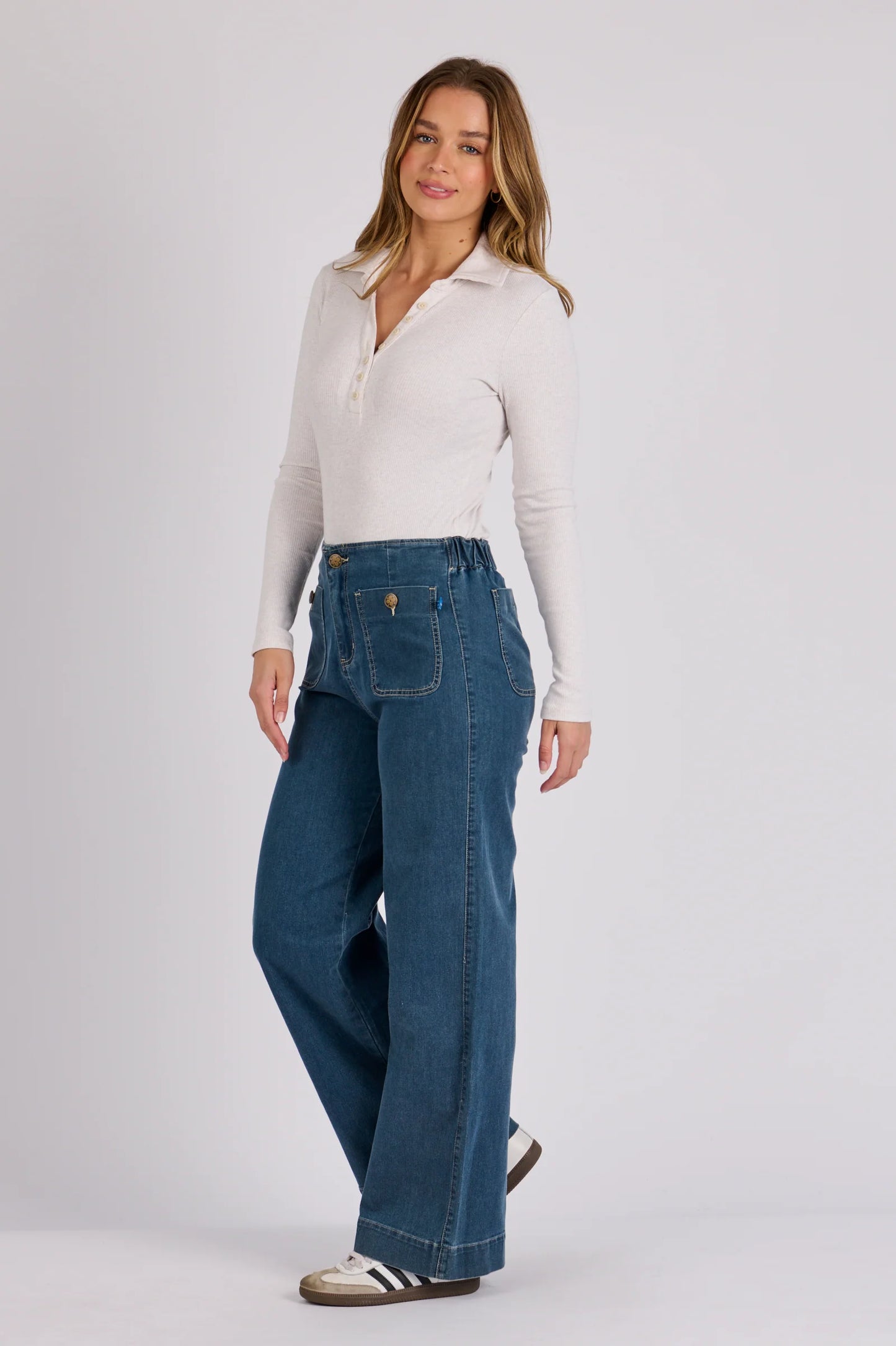 Seam Detail Straight Leg Jeans