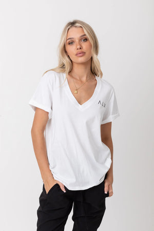 Alexandra L X V-Neck - White