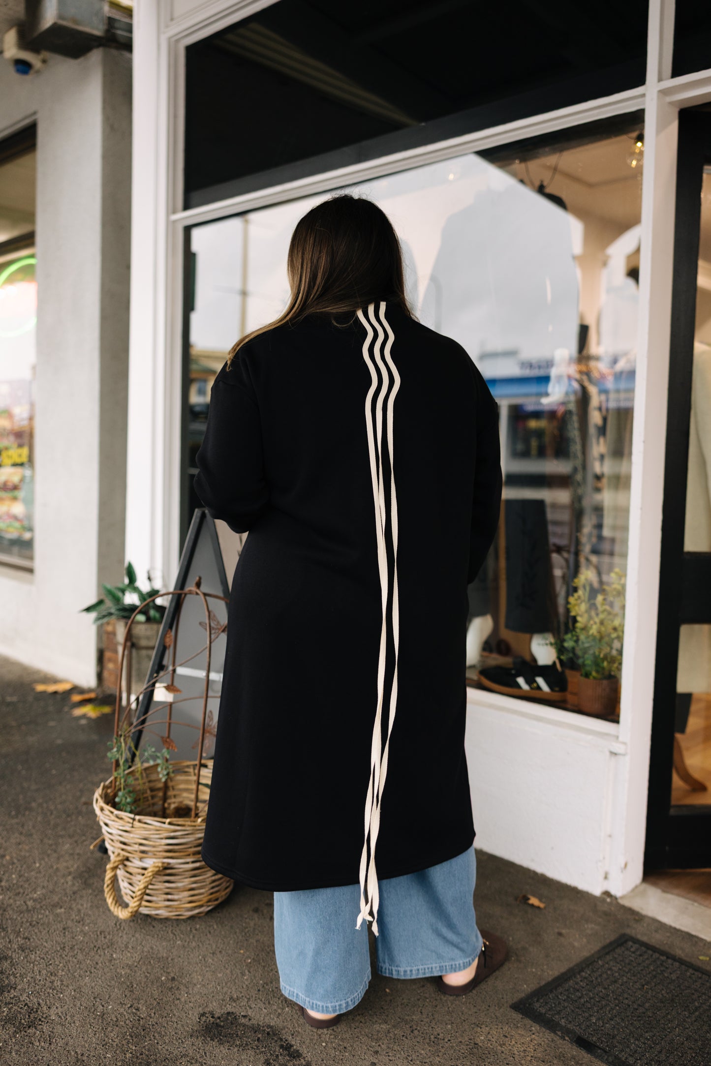 Neo Jacket- Black