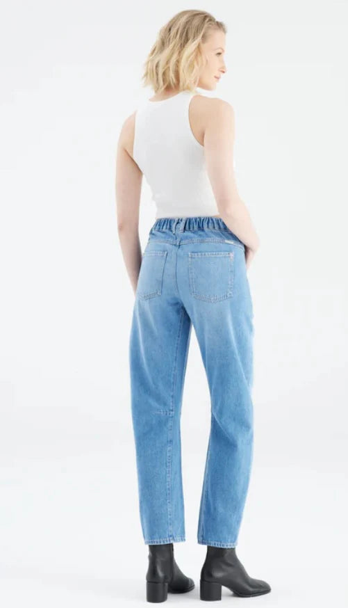 Selena Barrel Leg Jeans