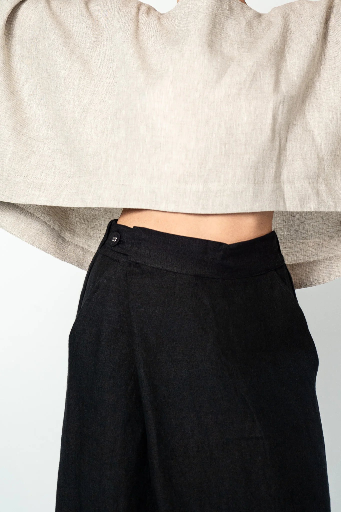 Koi Skirt - Black