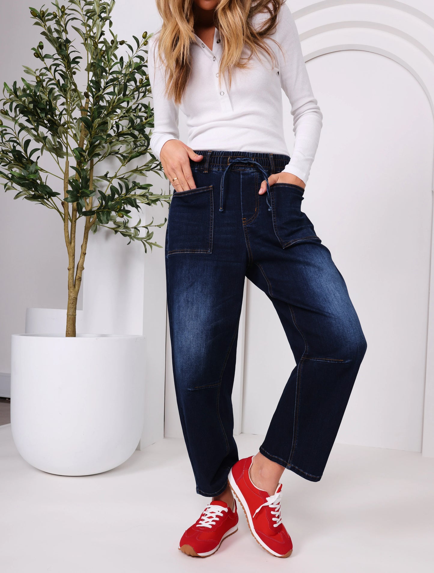 Leo Barrel Leg Jeans- Ink