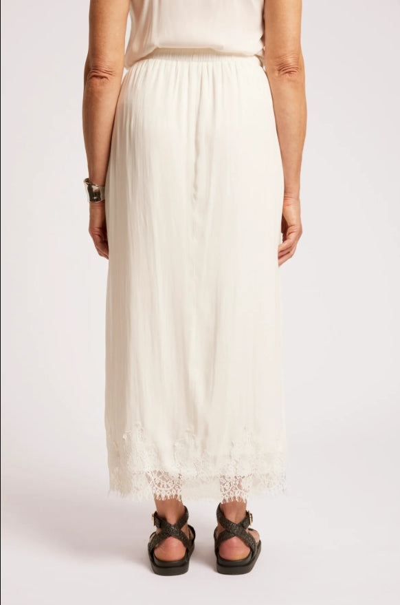 Drift Lace Skirt - White