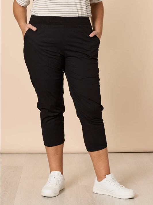 Santorini Cotton Capri Pant - Black