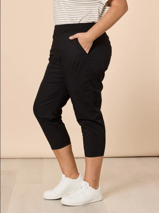 Santorini Cotton Capri Pant - Black