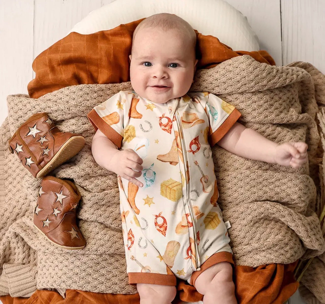 Cowboys Organic Snuggle Shortie