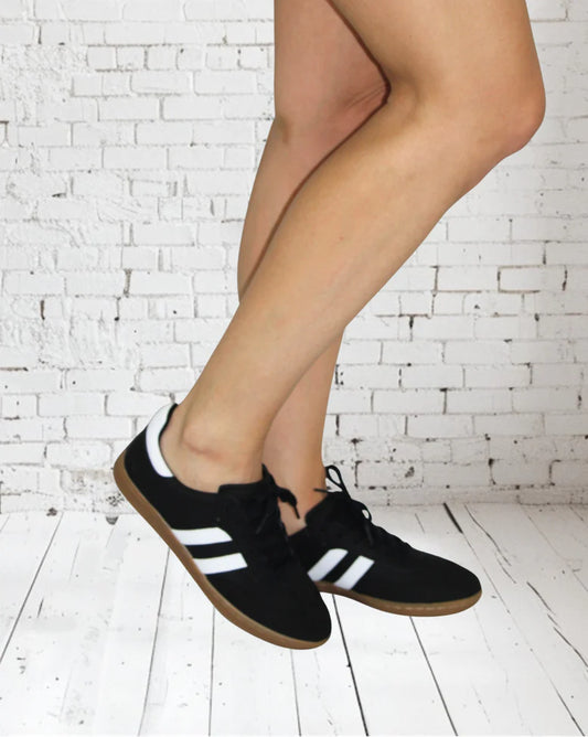 Swift Sneaker - Black