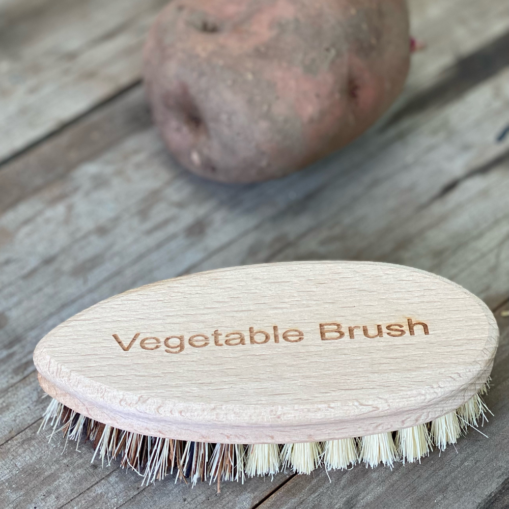 Vegetable Brush - English