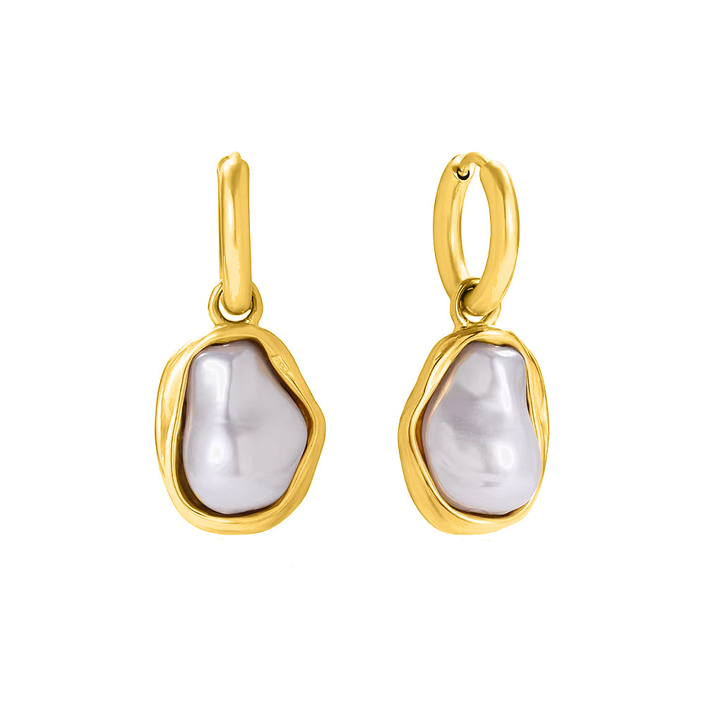 Molten look Pearl Earrings- Gold