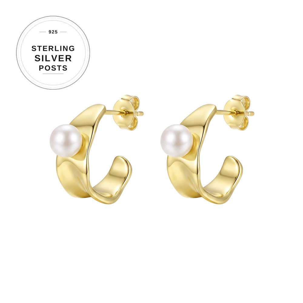 Freshwater Pearl and Hoop Earrings / Gold