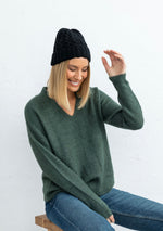 The Mountain Beanie - Black