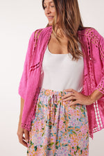 Posy Cape - Camelia