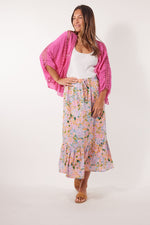 Posy Cape - Camelia