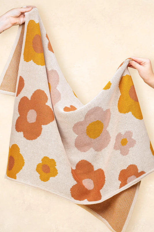 Kiin Organic Cotton Knitted Bloom Blanket