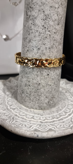 
            
                Load image into Gallery viewer, Zafino Charlie Bracelet - Gold
            
        