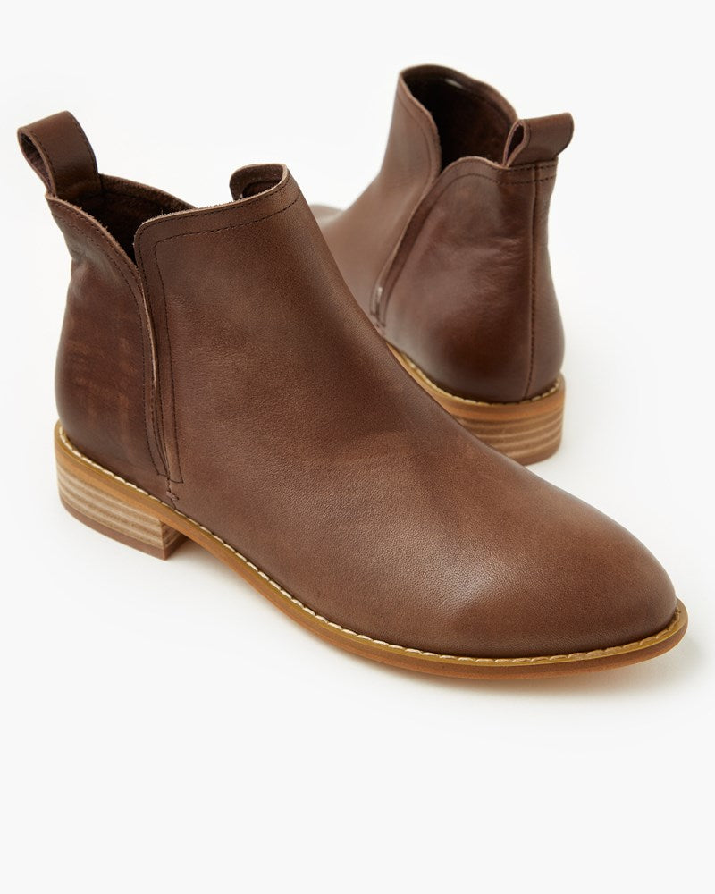 Douglas Leather Boot - Chocolate