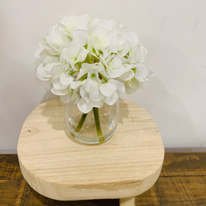 
            
                Load image into Gallery viewer, White Hydrangea in glass vase
            
        